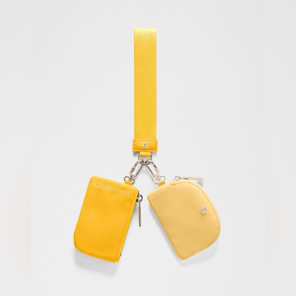 Lululemon NWT Dual Pouch Wristlet Maize Yellow Lemon Wash Card Holder